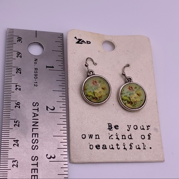 Small Floral Dangle Earrings - Picture 3 of 6